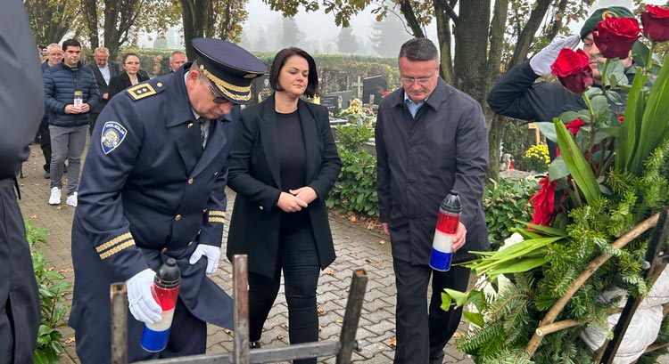 Svi sveti 2024 04